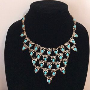 Forever 21 statement necklace